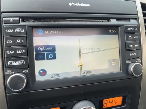 Used 2014 Nissan Frontier SL w/ SL Moonroof Package image 21