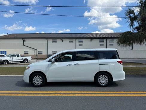 Used 2011 Nissan Quest S image 5