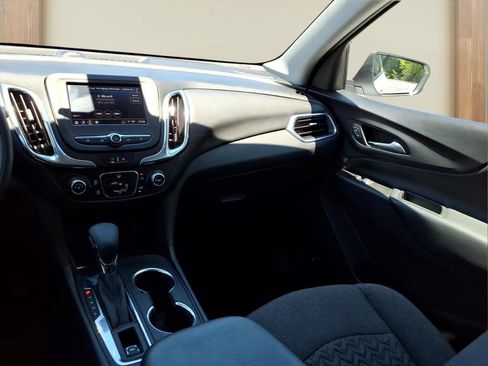 Certified 2022 Chevrolet Equinox LT FWD image 24