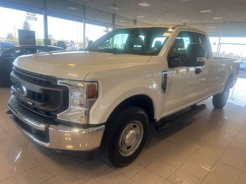 Used 2020 Ford F250 XL w/ Power Equipment Group image 13