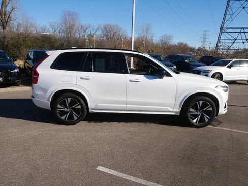 Used 2020 Volvo XC90 T6 R-Design w/ Protection Package Premier image 8