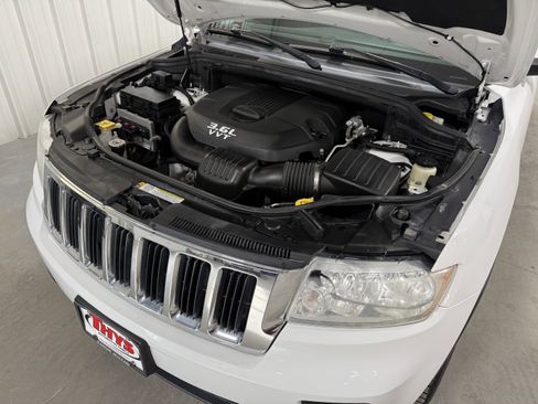 Used 2013 Jeep Grand Cherokee Laredo image 20