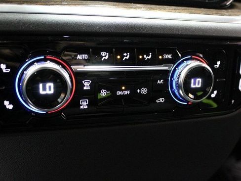 New 2026 GMC Sierra 1500 Elevation image 27