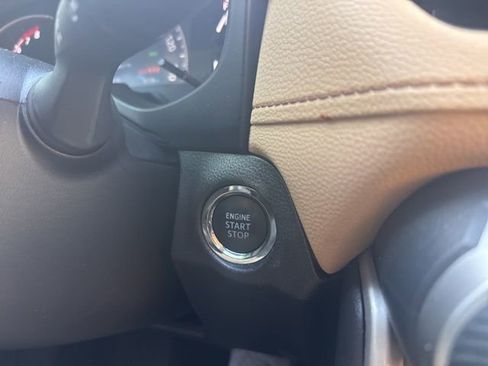 Used 2025 Toyota RAV4 XLE Premium image 15