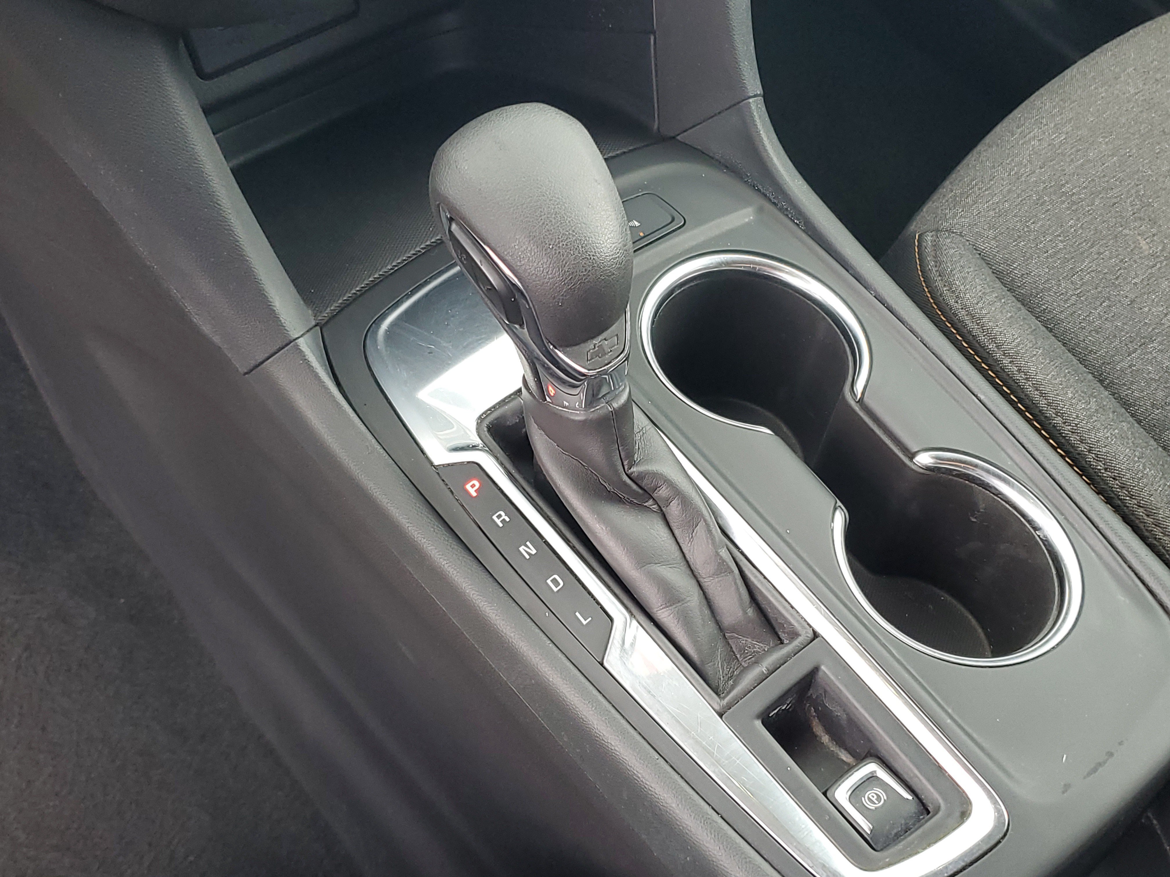 Used 2024 Chevrolet Equinox LT FWD image 24
