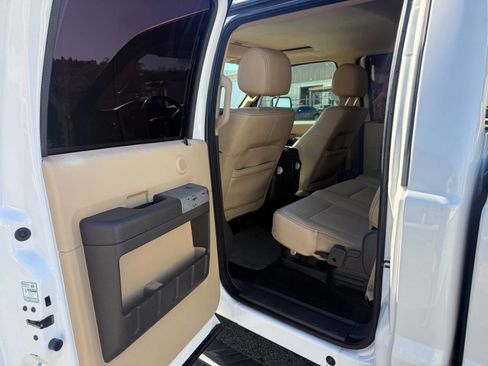 Used 2016 Ford F250 Lariat w/ Lariat Ultimate Package image 43