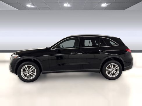 Certified 2026 Mercedes-Benz GLC 300 image 2