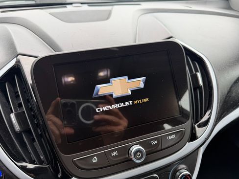 Used 2017 Chevrolet Volt LT FWD image 14