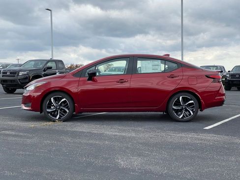 New 2025 Nissan Versa SR w/ Trunk Package image 7