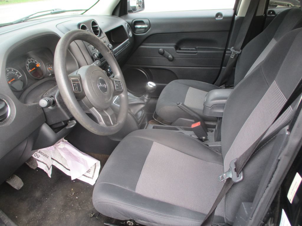 Used 2014 Jeep Patriot Sport FWD image 11