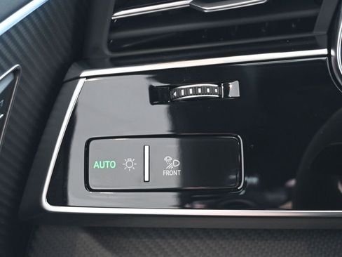 New 2026 Audi RS Q8 performance image 33