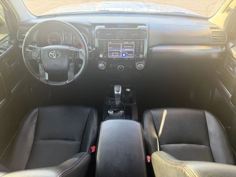 Used 2021 Toyota 4Runner TRD Off-Road Premium AWD/4WD image 17