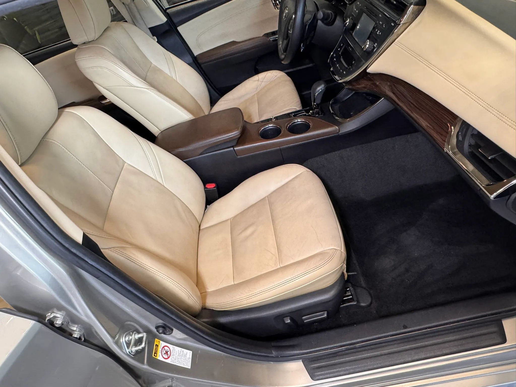 Used 2015 Toyota Avalon XLE FWD image 20