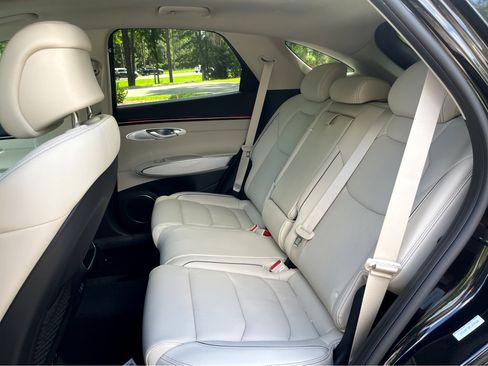 New 2026 Genesis GV70 2.5T Advanced image 27