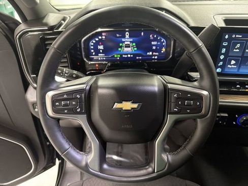Certified 2025 Chevrolet Silverado 1500 LT AWD/4WD image 30