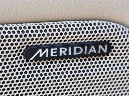 Used 2023 Land Rover Range Rover SE AWD/4WD image 17