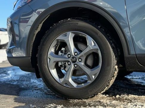 Used 2025 Ford Escape ST-Line w/ Tech Pack #1 image 40