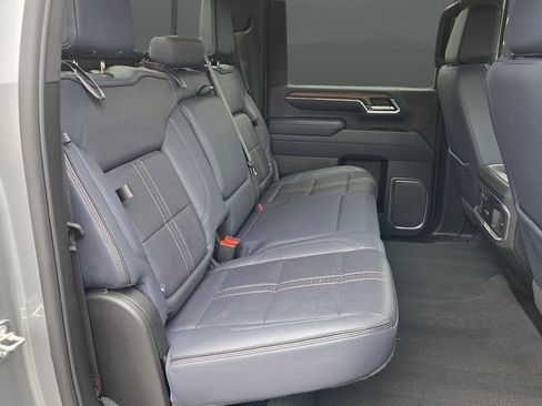 Used 2024 Chevrolet Silverado 2500 High Country w/ High Country Premium Package AWD/4WD image 13