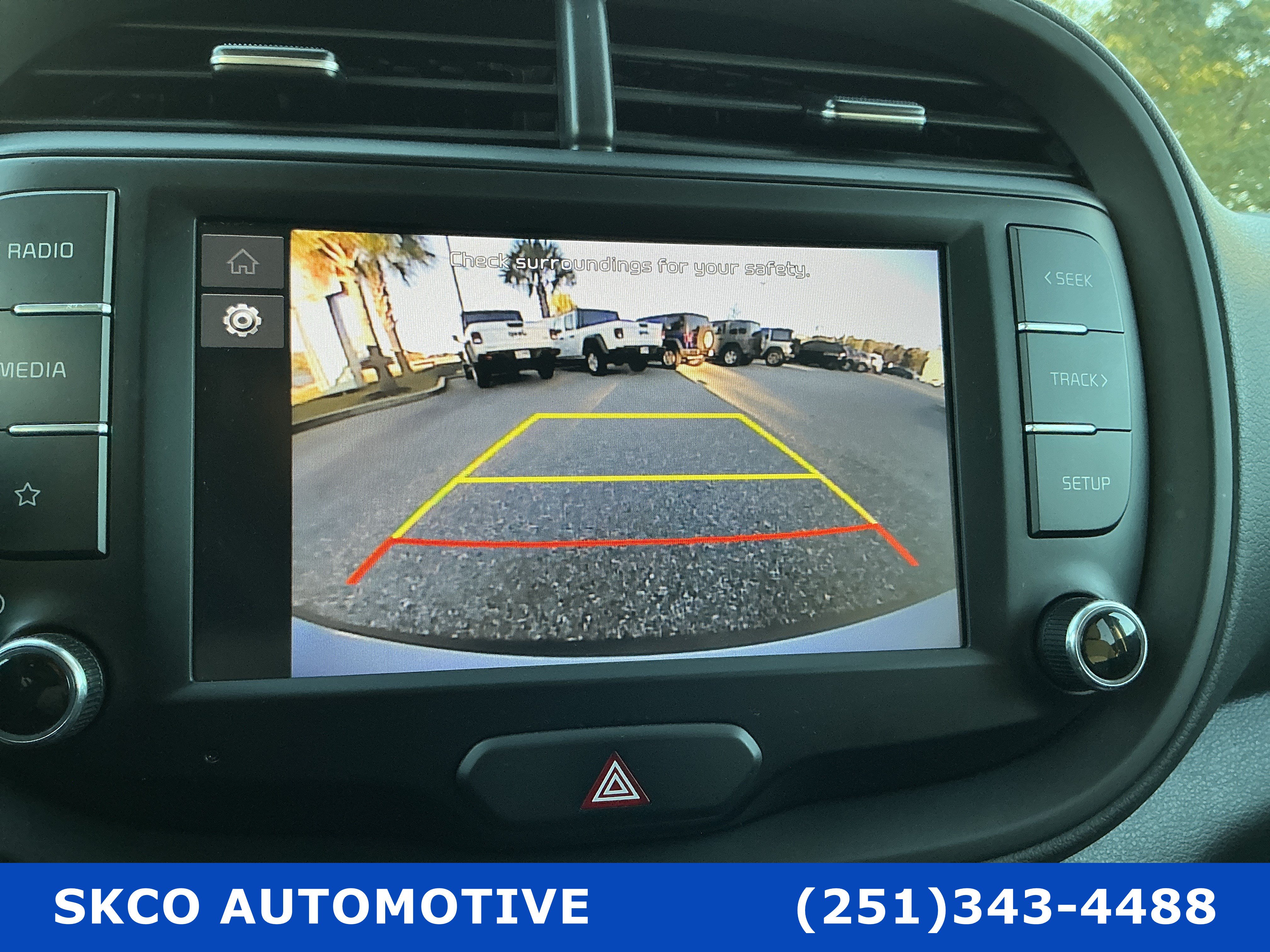 Used 2024 Kia Soul LX w/ Option Group 015 FWD image 17