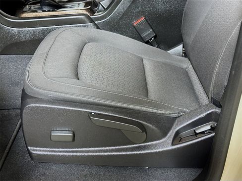 Used 2022 GMC Canyon Elevation w/ Driver Alert Package image 16