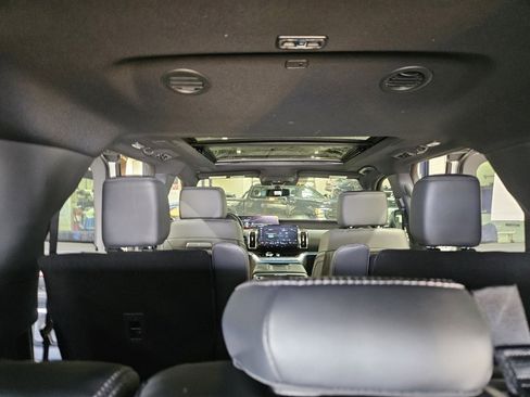 New 2025 Ford Expedition Max Platinum w/ Stealth Performance Package image 51