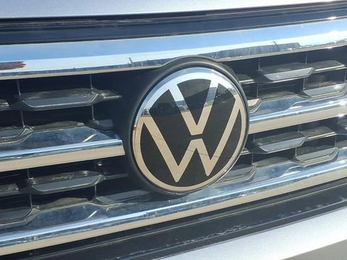 Used 2023 Volkswagen Atlas SE image 22