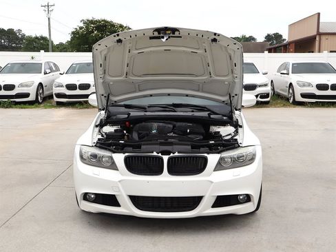 Used 2011 BMW 335i xDrive Sedan AWD/4WD image 38