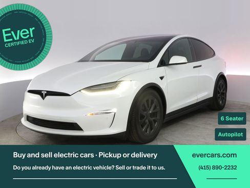 Used 2022 Tesla Model X image 1