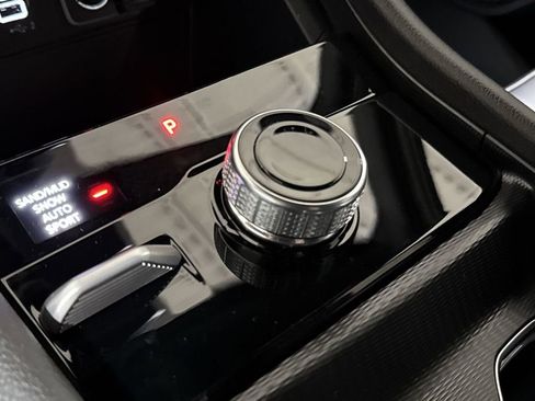 New 2025 Jeep Grand Cherokee L Limited w/ Black Appearance Package image 15