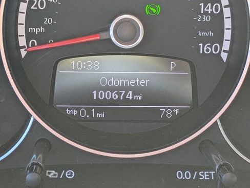 Used 2015 Volkswagen Beetle 1.8T FWD image 19
