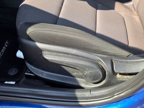 Used 2022 Hyundai Accent SE FWD image 19