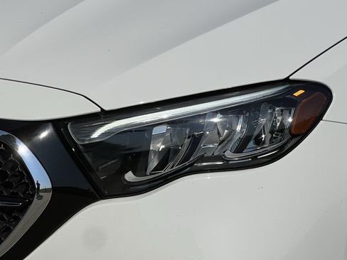 Used 2024 Mercedes-Benz E 450 4MATIC Sedan image 7