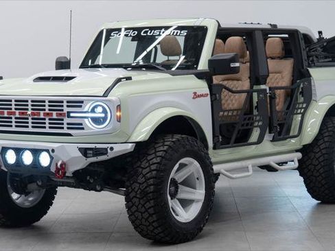 Used 2025 Ford Bronco Badlands AWD/4WD image 1