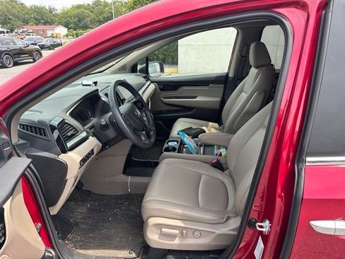 Used 2022 Honda Odyssey Touring image 14