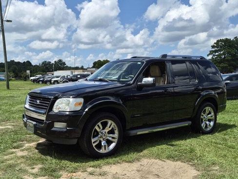 Used 2010 Ford Explorer Limited RWD image 7