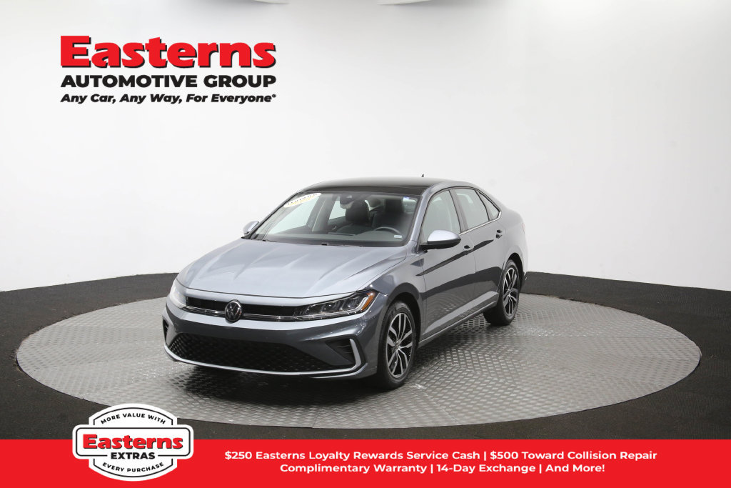 Used 2025 Volkswagen Jetta SE FWD image 54
