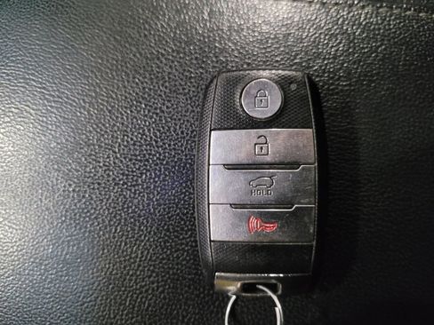 Used 2019 Kia Sorento EX w/ EX Touring Package image 32