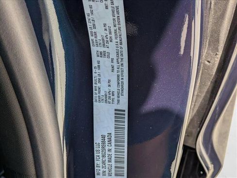 New 2025 Chrysler Pacifica Select image 17