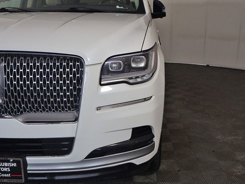 Used 2022 Lincoln Navigator Reserve AWD/4WD image 21
