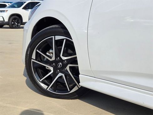 Used 2024 Nissan Sentra SR image 29