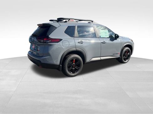 New 2025 Nissan Rogue SV image 5