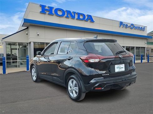 Used 2025 Nissan Kicks Play S image 6