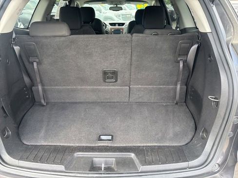 Used 2014 Chevrolet Traverse LT FWD image 5