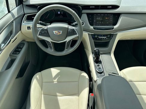 Certified 2024 Cadillac XT5 Premium Luxury w/ Technology Package image 23