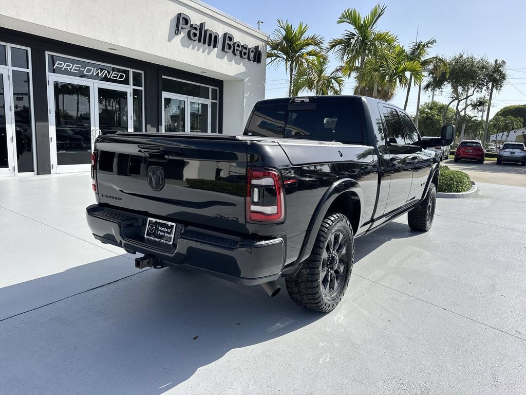 Used 2022 RAM 2500 Limited AWD/4WD image 3