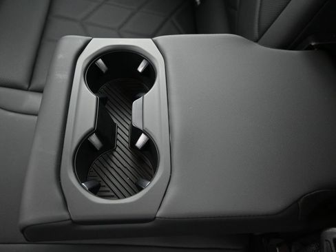 Certified 2026 BMW 530i image 17