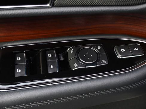 Certified 2022 Lincoln Navigator Reserve w/ Monochromatic Package image 24