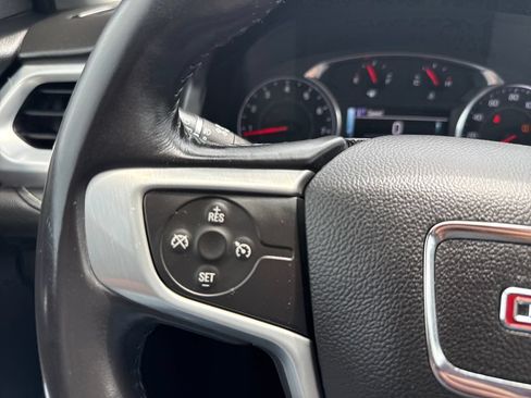 Used 2017 GMC Acadia SLT FWD image 22