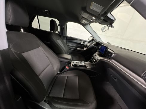 Certified 2022 Ford Explorer XLT AWD/4WD image 26