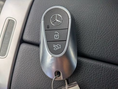 Used 2026 Mercedes-Benz C 300 4MATIC Sedan image 31